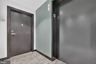 912 F St NW, Washington, DC 20004 - Photo 18