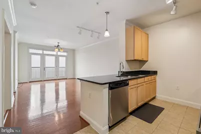 1391 Pennsylvania Avenue SE #457, Washington, DC 20003 - Photo 2