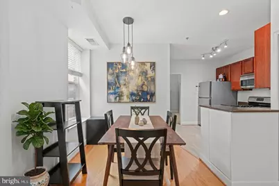 1418 W NW #403, Washington, DC 20009 - Photo 4