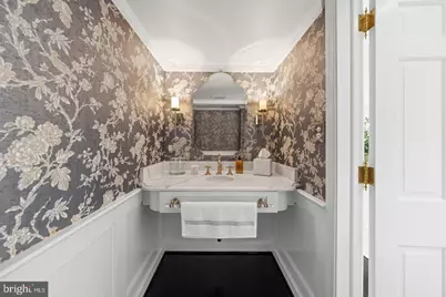 2501 49th Street NW, Washington, DC 20007 - Photo 20
