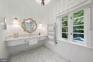 2501 49th St NW, Washington, DC 20007 - Photo 30