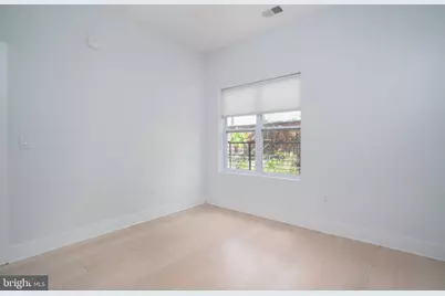705 Irving Street NW #202, Washington, DC 20010 - Photo 10