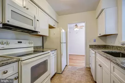 3872 Porter Street NW #D358, Washington, DC 20016 - Photo 14