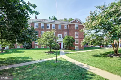 3872 Porter Street NW #D358, Washington, DC 20016 - Photo 2