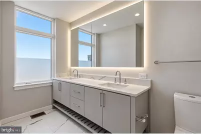 646 H Street NE #PH-1, Washington, DC 20002 - Photo 32