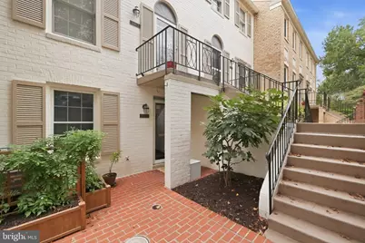 3249 Sutton Place NW #C, Washington, DC 20016 - Photo 2
