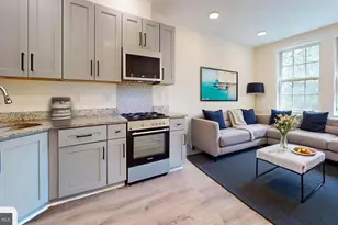 1821 T St NW, Washington, DC 20009 - Photo 6
