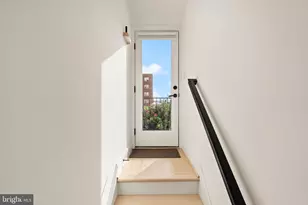 1721 20th St NW, Washington, DC 20009 - Photo 50