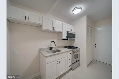 1946 I Street NE, Washington, DC 20002 - Photo 12
