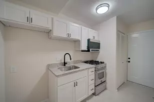 1946 I St NE, Washington, DC 20002 - Photo 12