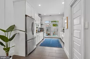 914 C St NE, Washington, DC 20002 - Photo 10