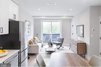 1016 17th Place NE #205, Washington, DC 20002 - Photo 2