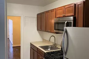 312 34th St SE, Washington, DC 20019 - Photo 2