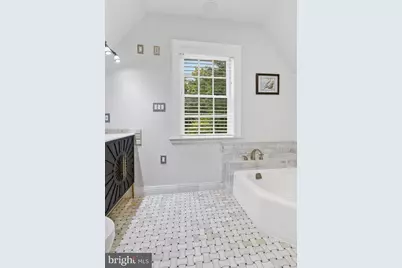 1124 Kalmia Road NW, Washington, DC 20012 - Photo 30