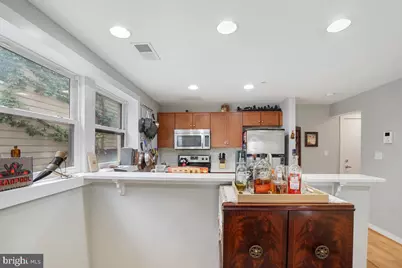 732 Lamont Street NW #203, Washington, DC 20010 - Photo 10