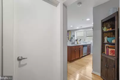 732 Lamont Street NW #203, Washington, DC 20010 - Photo 4