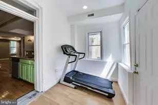 1917 Lincoln Rd NE, Washington, DC 20002 - Photo 16