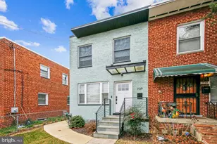 739 Kennedy St NE, Washington, DC 20011 - Photo 2