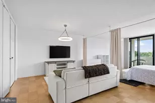 1245 4th St SW, Washington, DC 20024 - Photo 4