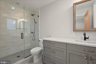 1327 R St NW, Washington, DC 20009 - Photo 34