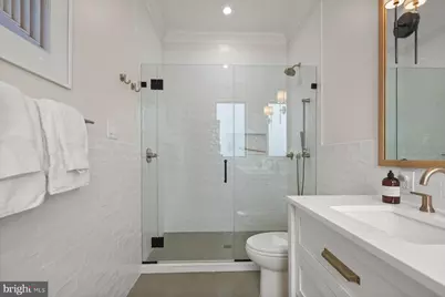 1327 R Street NW #1, Washington, DC 20009 - Photo 28