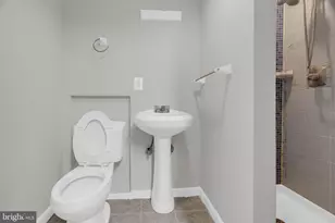 2407 18th St SE, Washington, DC 20020 - Photo 20