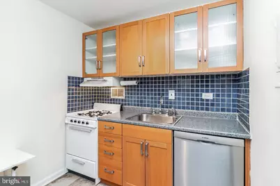 1420 N Street NW #605, Washington, DC 20005 - Photo 2