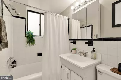 3601 Wisconsin Avenue NW #110, Washington, DC 20016 - Photo 14