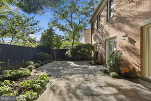 1617 31st St NW, Washington, DC 20007 - Photo 34