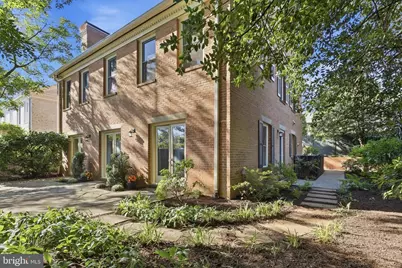 1617 31 Street NW, Washington, DC 20007 - Photo 4