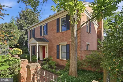 1617 31 Street NW, Washington, DC 20007 - Photo 1