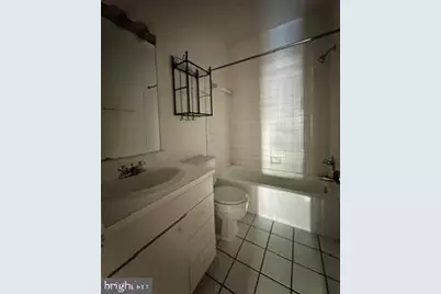 1916 17th Street NW #208, Washington, DC 20009 - Photo 10