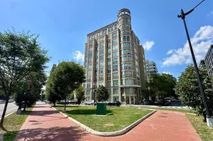 301 Massachusetts Ave NW, Washington, DC 20001 - Photo 2