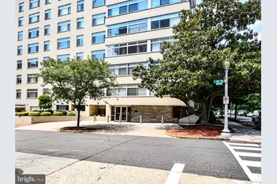 2401 H Street NW #810, Washington, DC 20037 - Photo 2