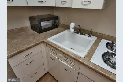 2401 H Street NW #810, Washington, DC 20037 - Photo 22