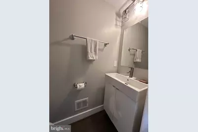 1914 D Street NE, Washington, DC 20002 - Photo 10