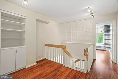 1800 R Street NW #405, Washington, DC 20009 - Photo 8