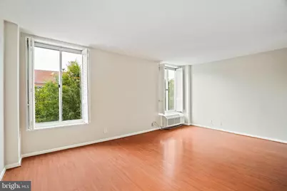 1800 R Street NW #405, Washington, DC 20009 - Photo 2