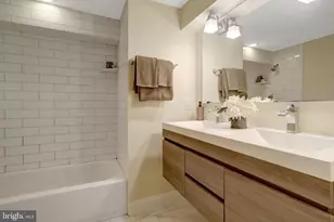 919 O St NW, Washington, DC 20001 - Photo 18