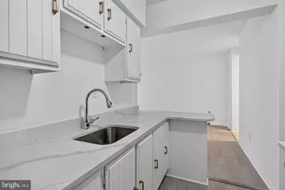 1711 Massachusetts Avenue NW #410, Washington, DC 20036 - Photo 6