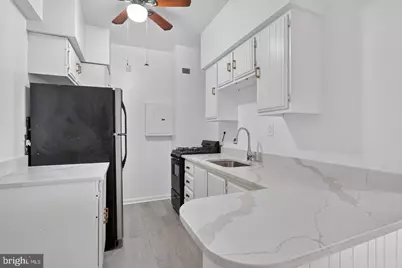1711 Massachusetts Avenue NW #410, Washington, DC 20036 - Photo 4