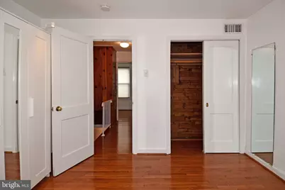 915 Hughes Mews NW, Washington, DC 20037 - Photo 6