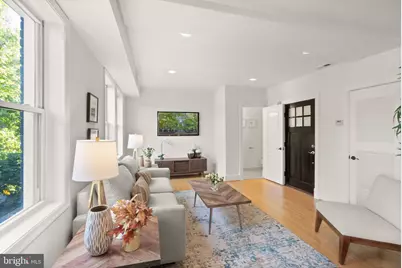 1409 G Street NE #22, Washington, DC 20002 - Photo 4