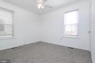 1911 17th St SE, Washington, DC 20020 - Photo 12