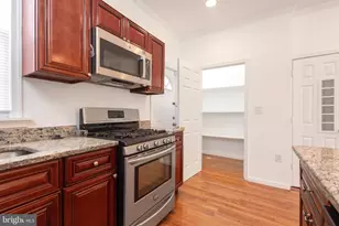 1911 17th St SE, Washington, DC 20020 - Photo 8