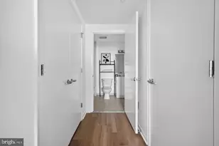 355 I Street SW, Washington, DC 20024 - Photo 18