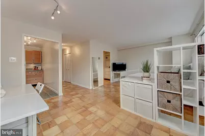 2829 Connecticut Avenue NW #111, Washington, DC 20008 - Photo 2