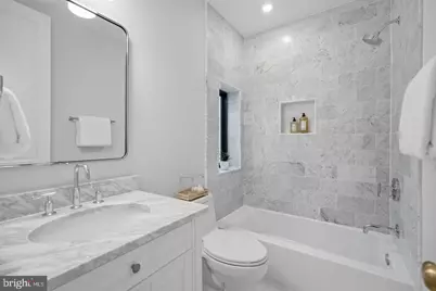 626 A Street NE, Washington, DC 20002 - Photo 22
