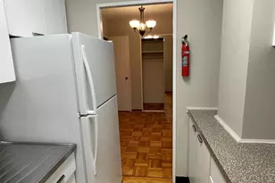 2475 Virginia Ave NW, Washington, DC 20037 - Photo 12