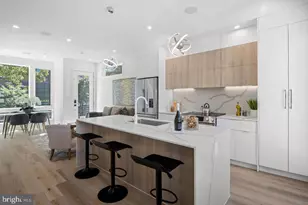 808 13th St NE, Washington, DC 20002 - Photo 6